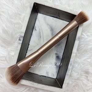 Urban decay naked flushed double ended brush